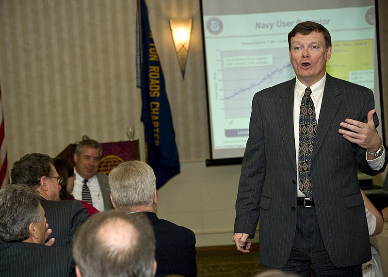 File:US Navy 090414-N-5982A-001 Terry Halvorsen, Naval Network Warfare Command deputy commander, speaks about cyber security.jpg