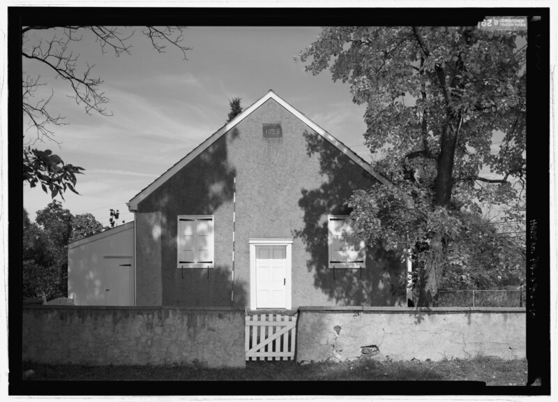 File:Upper Providence Friends Meetinghouse, 8207 Black Rock Road, Oaks, Montgomery County, PA HABS PA-6706-10.tif