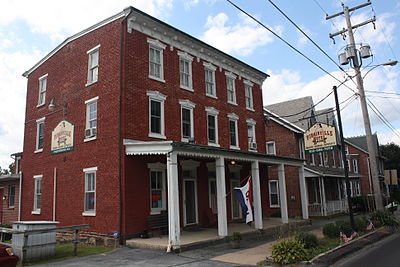 Virginville_Hotel,_Virginville_PA_01.JPG 10.0777 MP