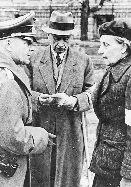 File:Warsaw Uprising - Capitulation Talks with Rohr.jpg