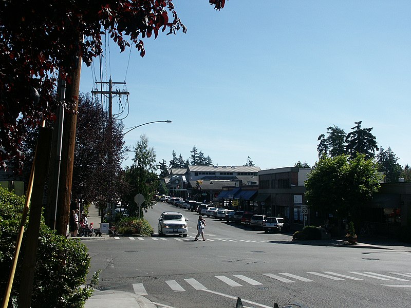 File:Winslow Way Bainbridge Island - panoramio.jpg