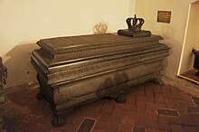Sarkophag von Eugène de Beauharnais in der Fürstengruft von St. Michael in München (Quelle: Wikimedia)