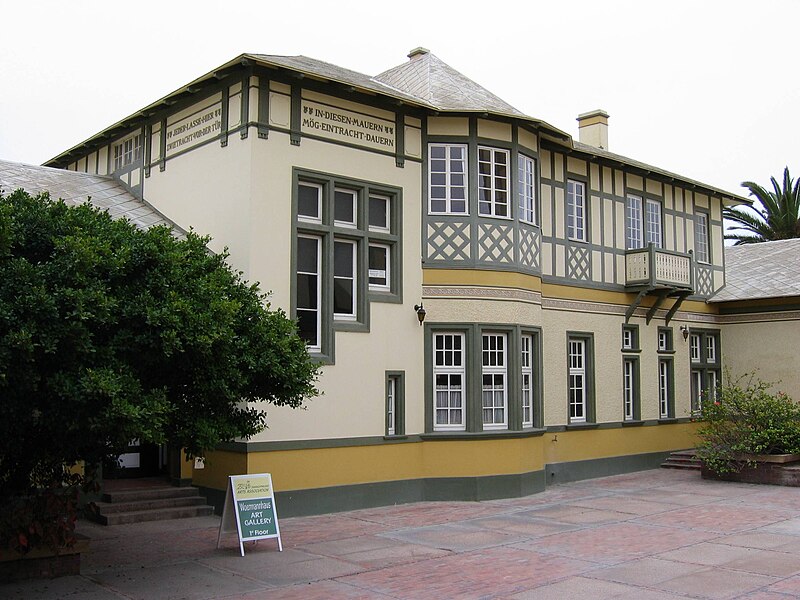 File:Woermannhaus Swakopmund.jpg