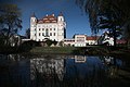 Wojanów Palace with reflection.jpg