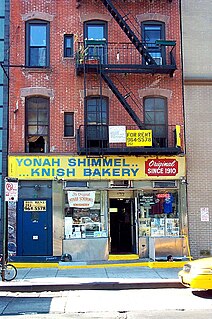 Yonah Shimmels Knish Bakery