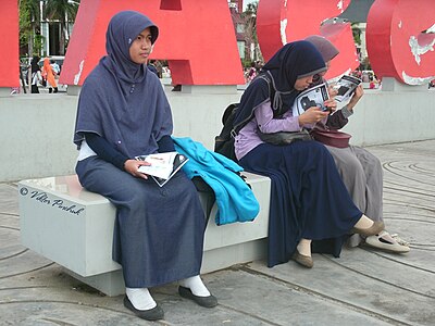 Muslim girls (Malaysia)