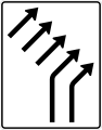 Zeichen 551-23 Zusammenführungstafel; Darstellung ohne Gegenverkehr: zwei plus drei Fahrstreifen