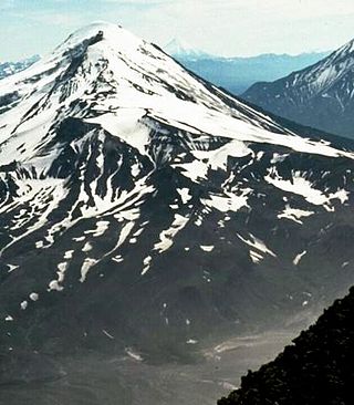 <span class="mw-page-title-main">Zimina (volcano)</span> Stratovolcano in Russia