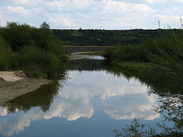 Плесо это слово обозначает. Водное плёсо. Плесо реки. Плёс реки. Плесы и перекаты реки.