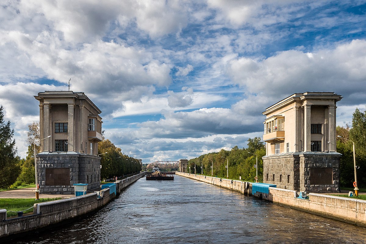 Канал имени Москвы голубая часовня