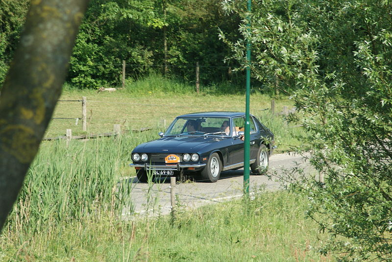 File:1971 Jensen Interceptor III (8948773277).jpg