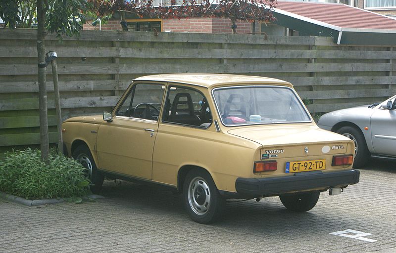 File:1981 Volvo 66 GL (8890116697).jpg