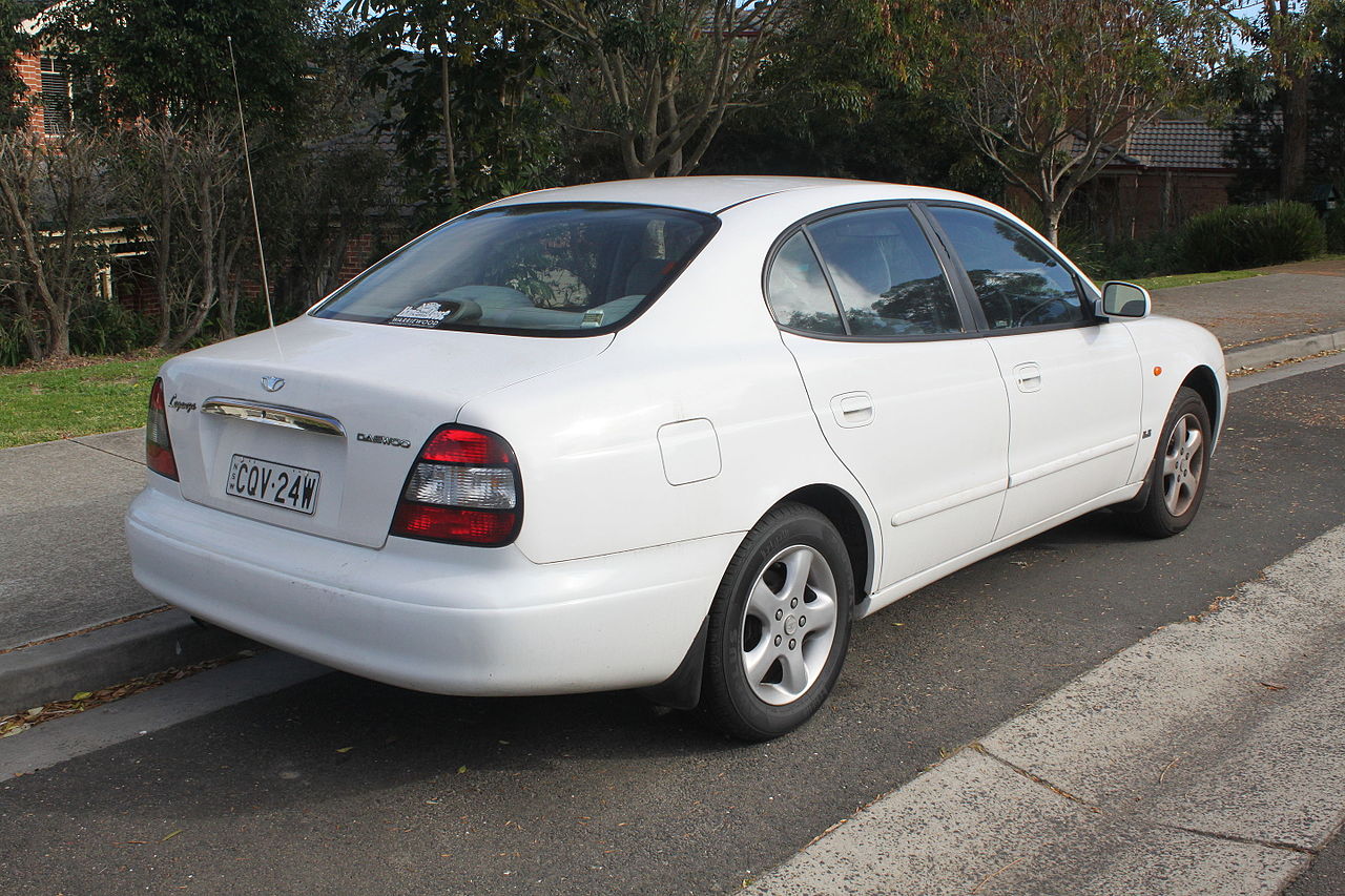 Image of 1999 Daewoo Leganza (V100) sedan (20624706386)