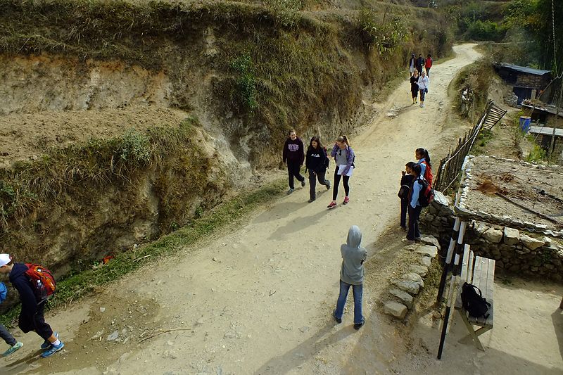 File:2015-03-18 Nagarkot DSCF2194.jpg