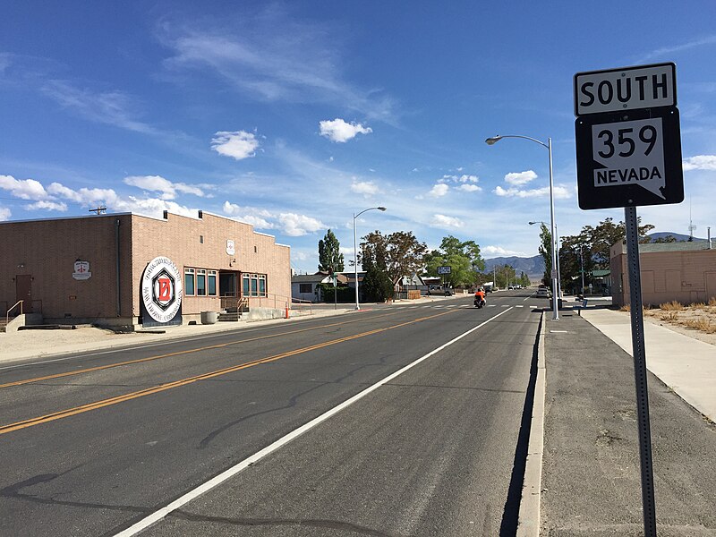 File:2015-04-29 16 24 11 View south from the north end of Nevada State Route 359 (Pole Line Road) in Hawthorne, Nevada.jpg