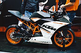 2015 KTM RC390 droite.JPG