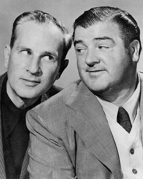 Abbott and Costello on radio (note Abbott without toupee normally worn in films)