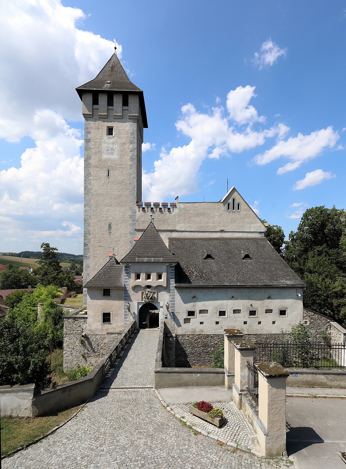 Datei Allentsteig Schloss 2 Jpg Wikipedia