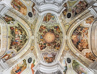 Afresco de Melchior Steidl no teto da antiga igreja de São Pedro e São Dinis da abadia beneditina de Banz ao norte de Bamberg e parte da cidade de Bad Staffelstein, Alemanha (definição 8 703 × 6 673)