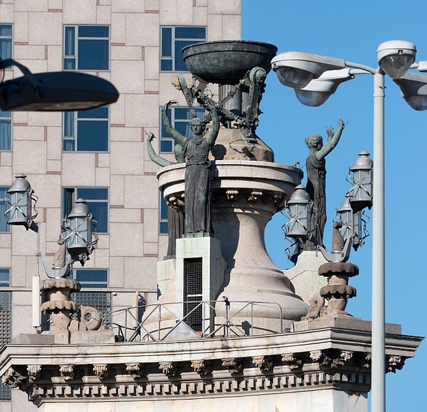 File:Barcelona - Platz Espanya 014.jpg