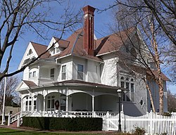 Barnd House 4.jpg