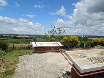 Provável campo de batalha perto de Poitiers, o local exato e a data exata da batalha ainda são desconhecidos