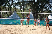 Deutsch: Beachvolleyball bei den Olympischen Jugendspielen 2018; Tag 8, 14. Oktober 2018; Mädchen, Achtelfinale – Mexiko-China 0:2 (15–21/16–21) English: Beach volleyball at the 2018 Summer Youth Olympics at 14 October 2018 – Girls Round of 16 – Mexico-China 0:2 (15–21/16–21)