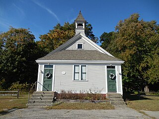 <span class="mw-page-title-main">Belknap School</span> Historical building in Johnston, Rhode Island