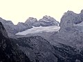 Dachsteinmassiv und Großer Gosaugletscher am frühen Morgen