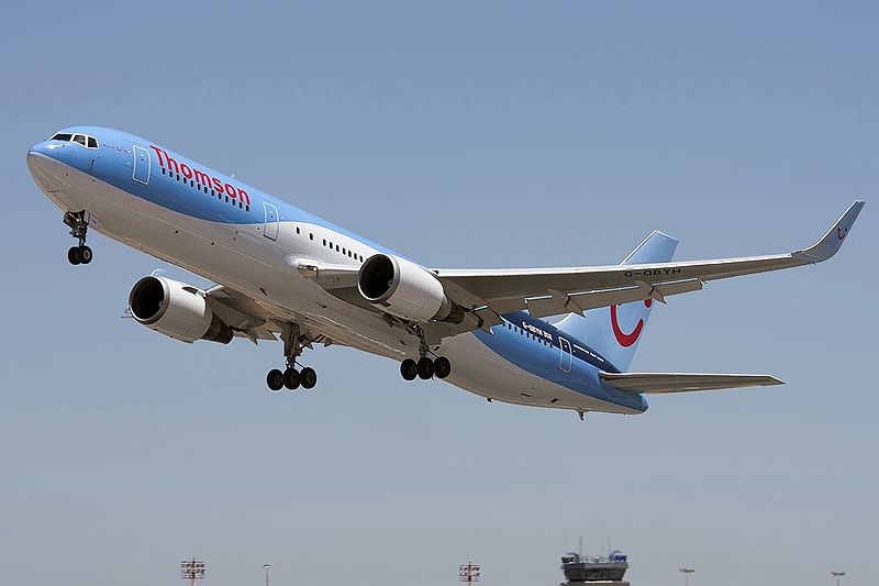 File:Boeing 767-304(ER), Thomson Airways JP7628210.jpg