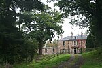 Bonjedward Rumah Dan Taman Bertembok