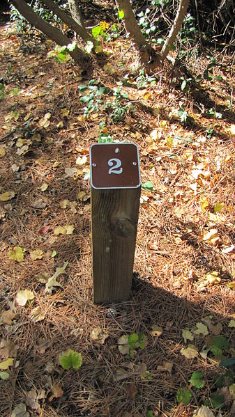 File:Cabin 2 marker (6106243890).jpg