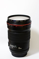 Canon EF 135mm f2L.jpg