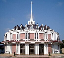 Catedrala catholica din iasi.jpg