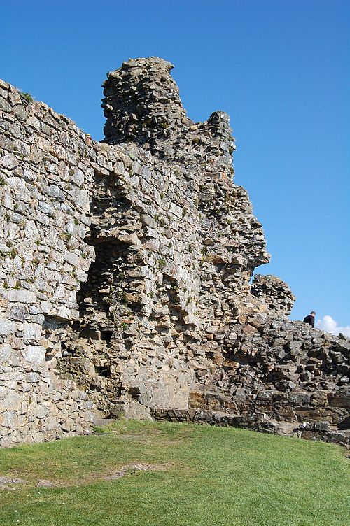 In 1282 Criccieth Castle became part of a ring of castles surrounding Edward I's newly conquered territories in Wales.