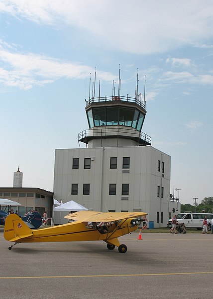 File:Crystal Airport Control Tower.jpg