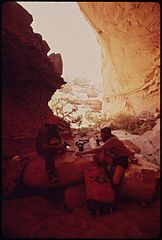 DURING A WEEK-LONG HIKE THROUGH THE MAZE, A REMOTE AND RUGGED REGION IN THE HEART OF THE CANYONLANDS, STEVE MILLER... - NARA - 545784.jpg