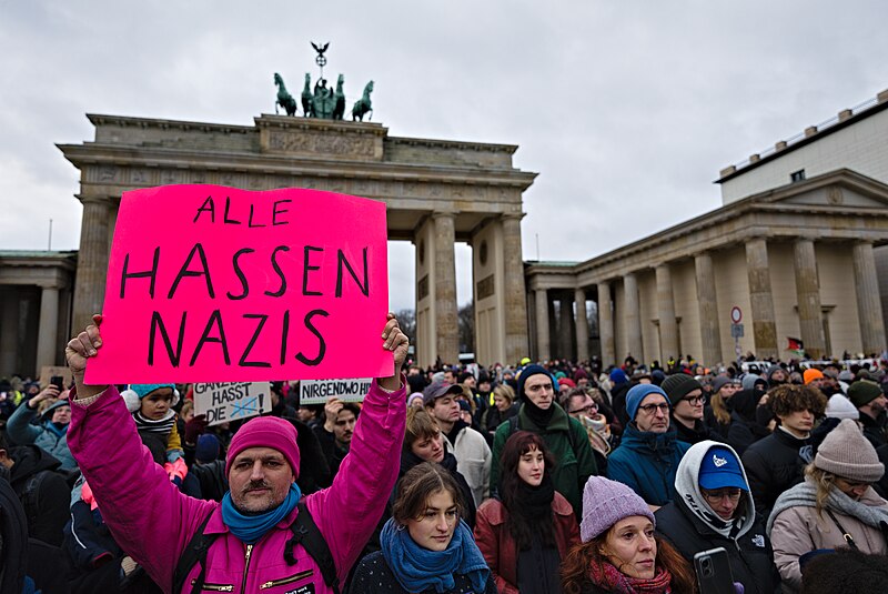 File:Demokratie Verteidigen protest Berlin 2024-01-14 159.jpg