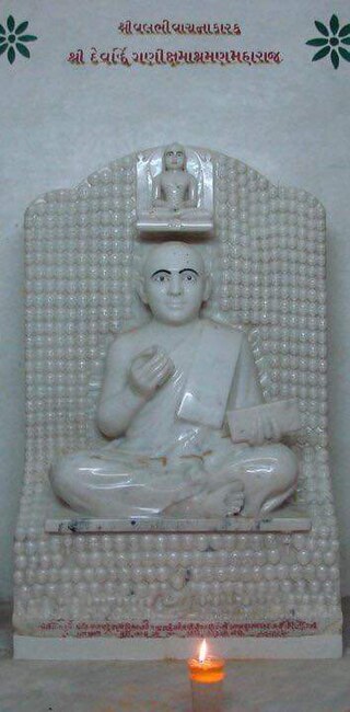 <span class="mw-page-title-main">Devardhigani Kshamashraman</span> 5th century Jain ascetic