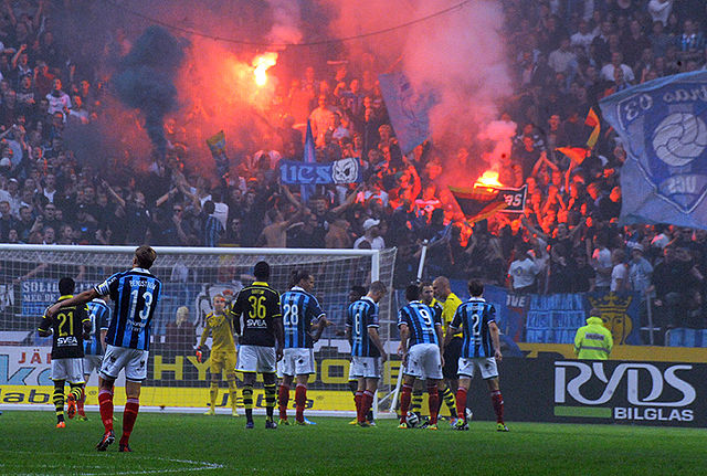 File:Djurgårdens Fans.jpg - Wikimedia