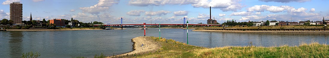 Место впадения Рура в Рейн (панорама). Вид на мост им. Фридриха Эберта