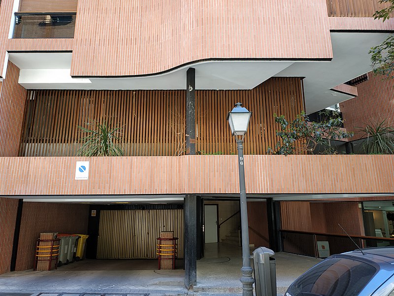 File:Edificio Girasol 09.jpg