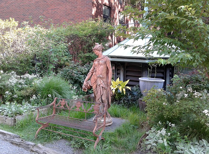 File:Elizabeth St. community sculpture garden NYC 3.jpg