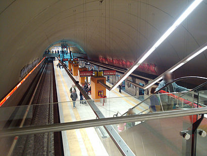 Estación Rosas subte B.jpg