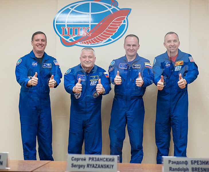 File:Expedition 51 Press Conference (NHQ201704190009).jpg