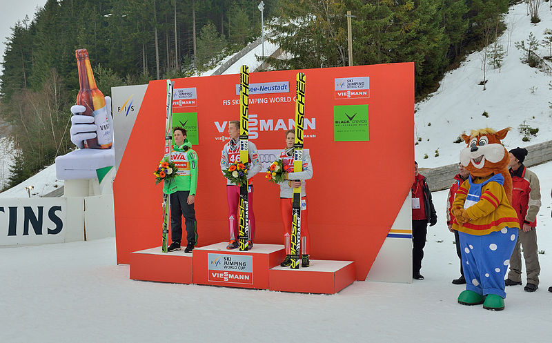 File:FIS Ski Weltcup Titisee-Neustadt 2016 - Siegerehrung 2016-03-12 1.jpg