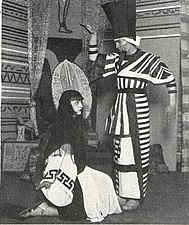 Hana Vítová et František Filipovský au Théâtre libéré en 1932. Photo parue dans Světozor (cs)