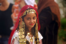 A young woman in a marriage in Djerba Fille mariage Djerba.jpg