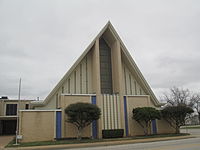 The First Baptist Church at 208 S. Graham Street in Henrietta was originally established in 1876. In 2013, the church had more than 1,300 members. First Baptist Church of Henrietta, TX IMG 6842.JPG