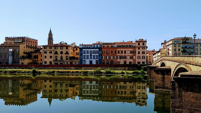 File:Florence. Vue de l'Arno, Ponte Alla Carraia. Août 2017.jpg